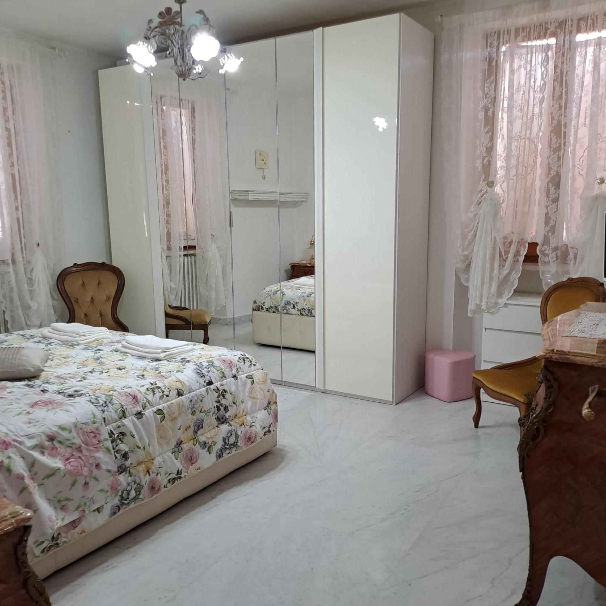 Domus Teate - Chieti Apartment Ngoại thất bức ảnh