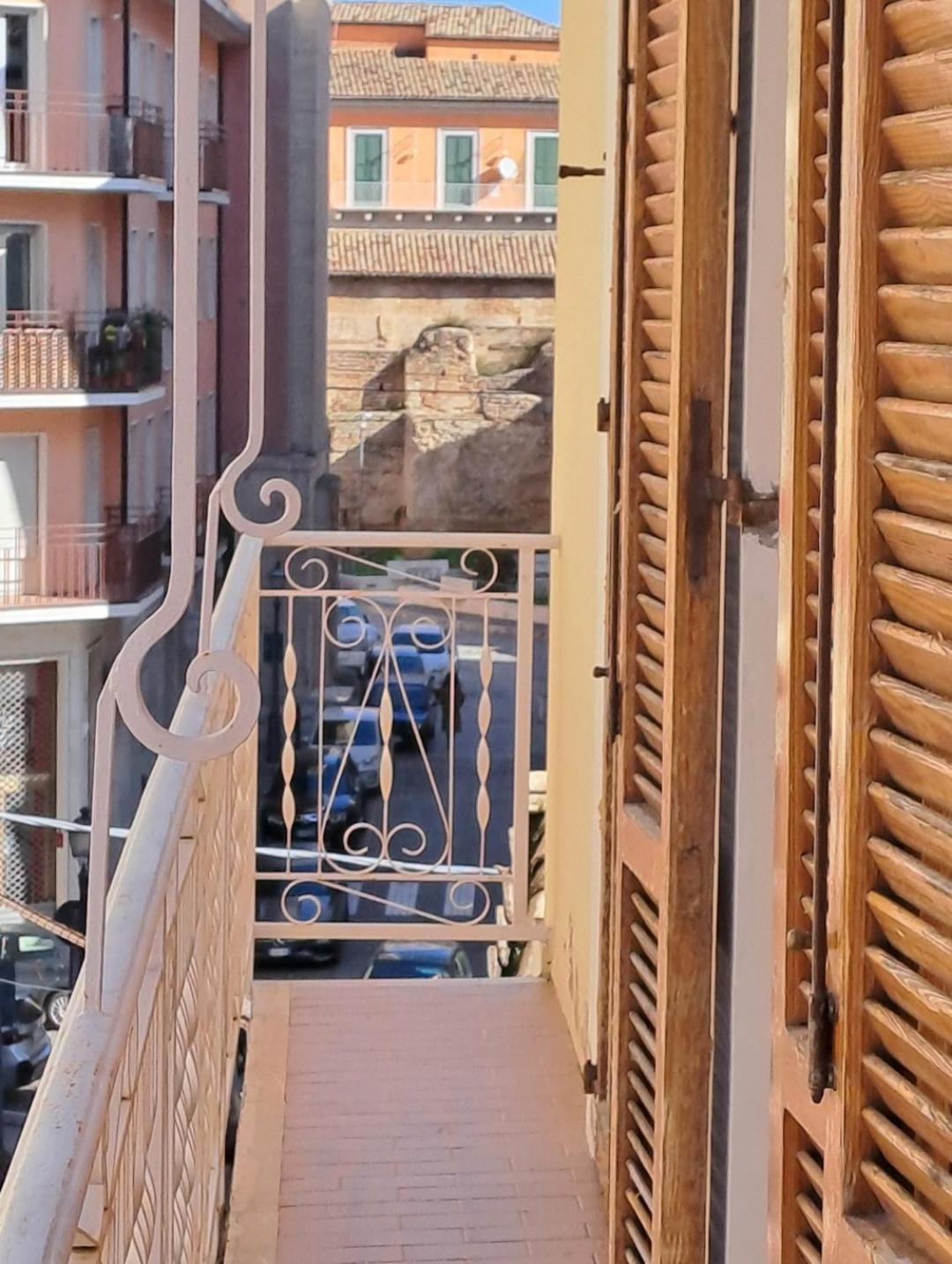Domus Teate - Chieti Apartment Ngoại thất bức ảnh