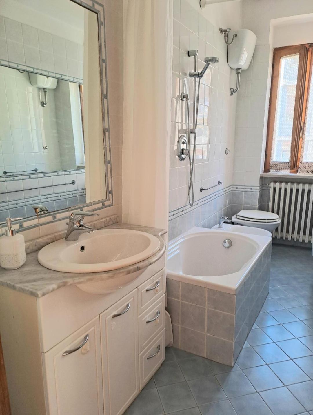 Domus Teate - Chieti Apartment Ngoại thất bức ảnh