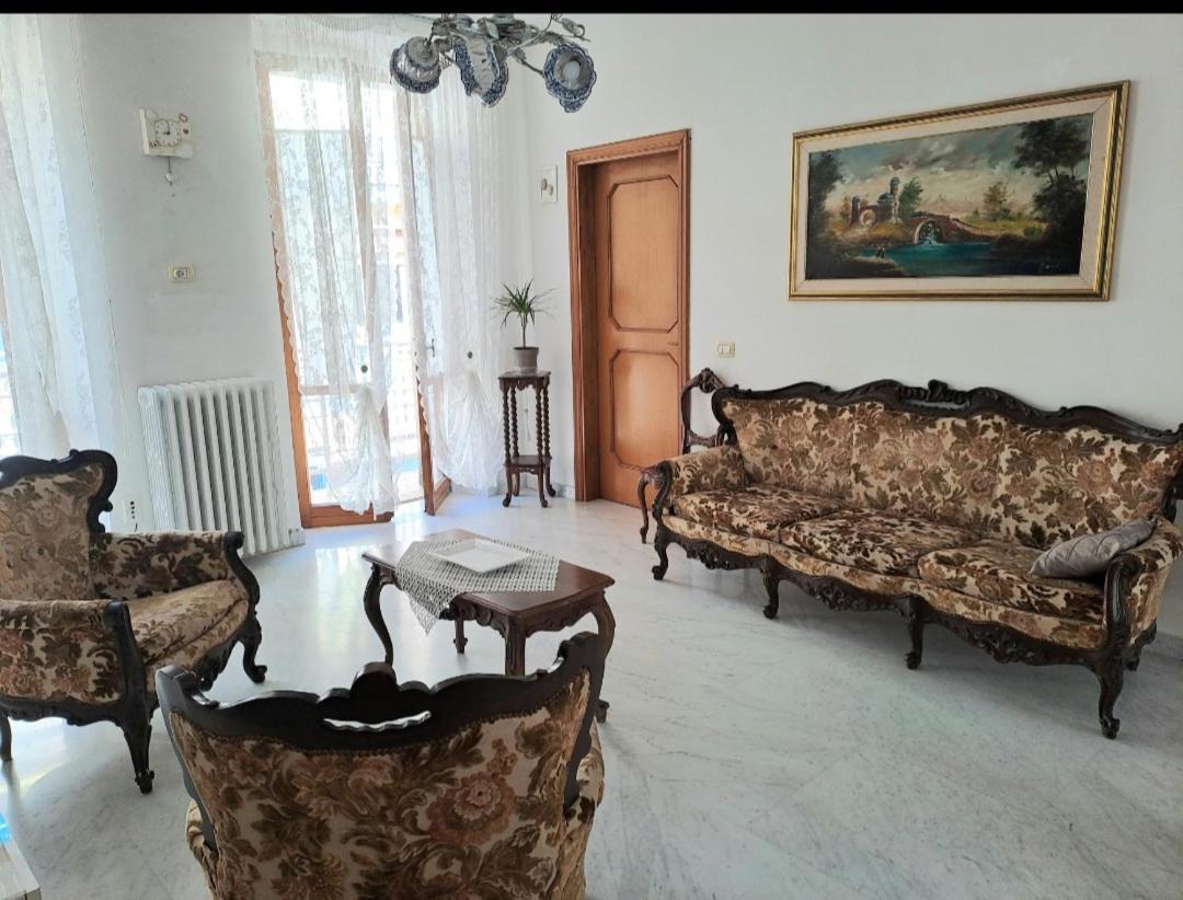 Domus Teate - Chieti Apartment Ngoại thất bức ảnh